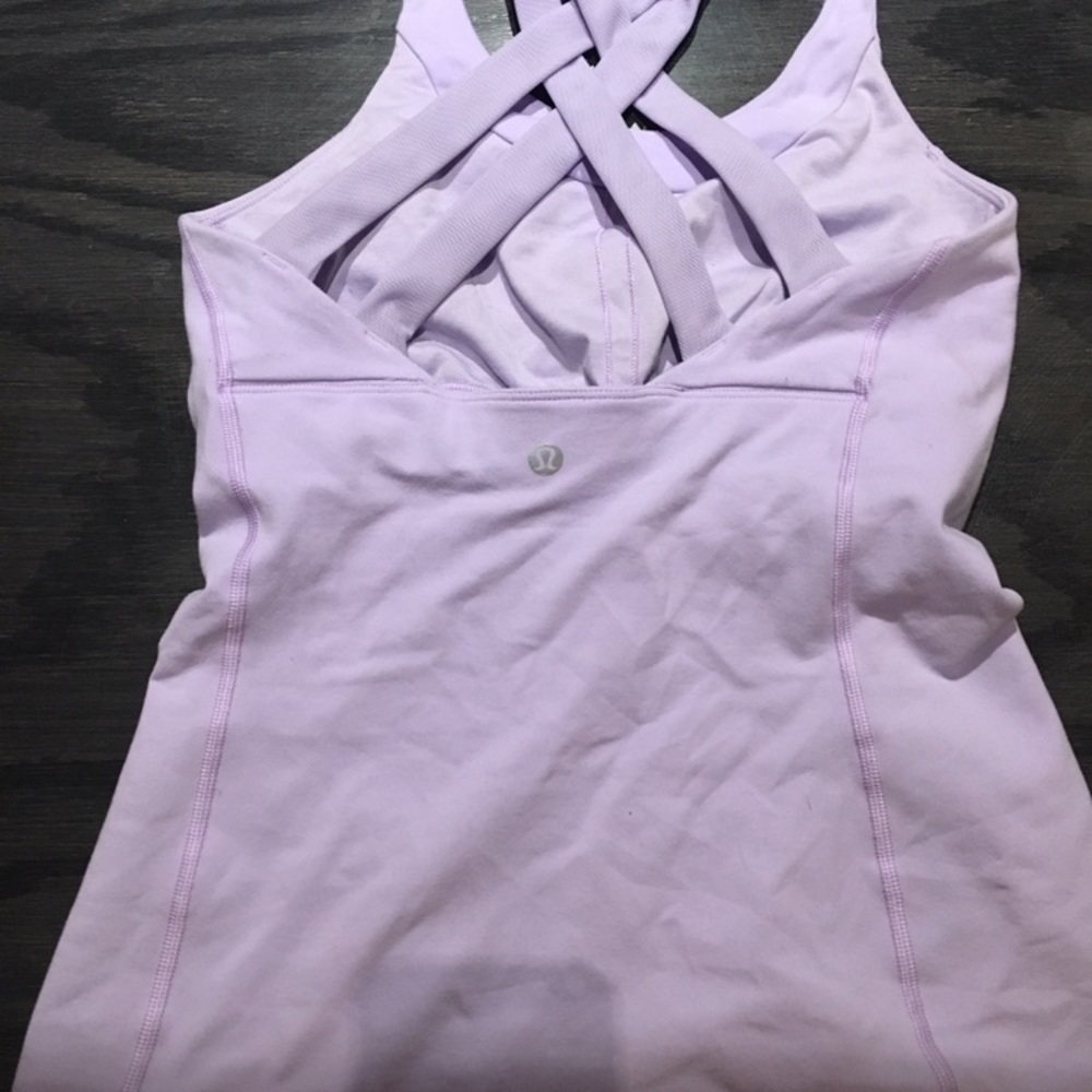 Lululemon shelf bra top